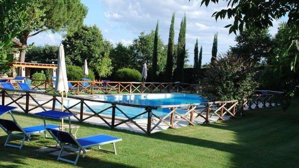Pieve Del Castello Villa Deruta Bagian luar foto