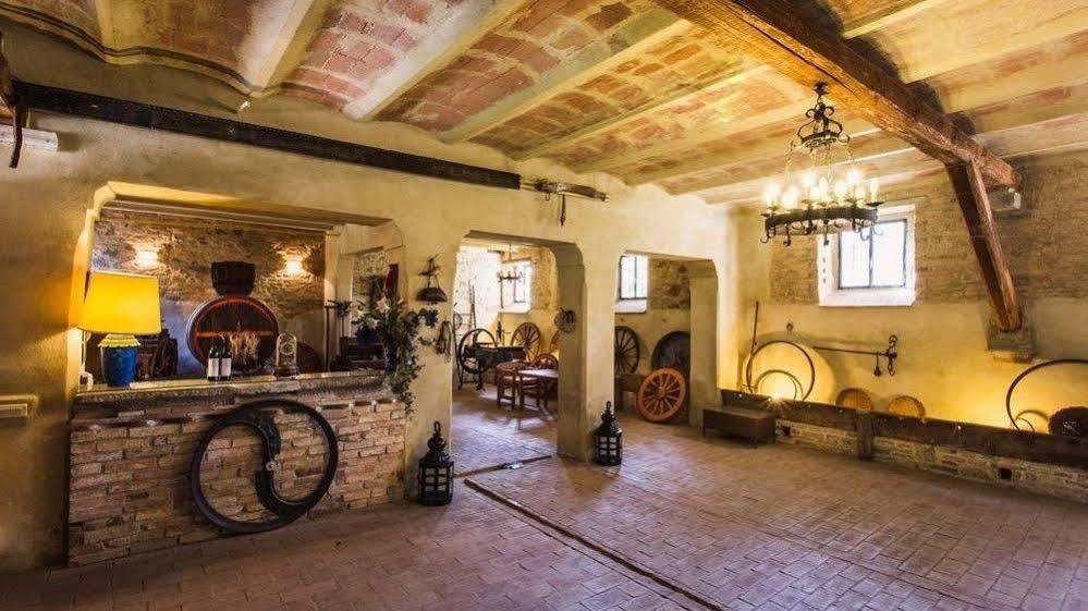 Pieve Del Castello Villa Deruta Bagian luar foto